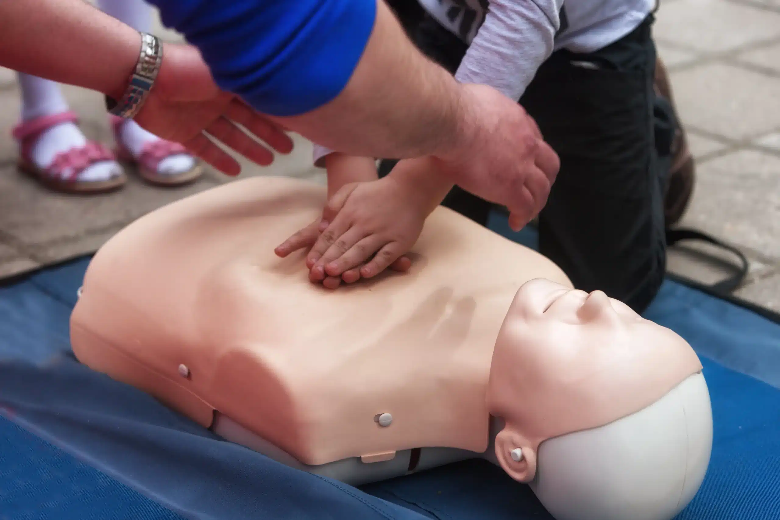 Low-Cost CPR Courses: Your Guide to Affordable Training